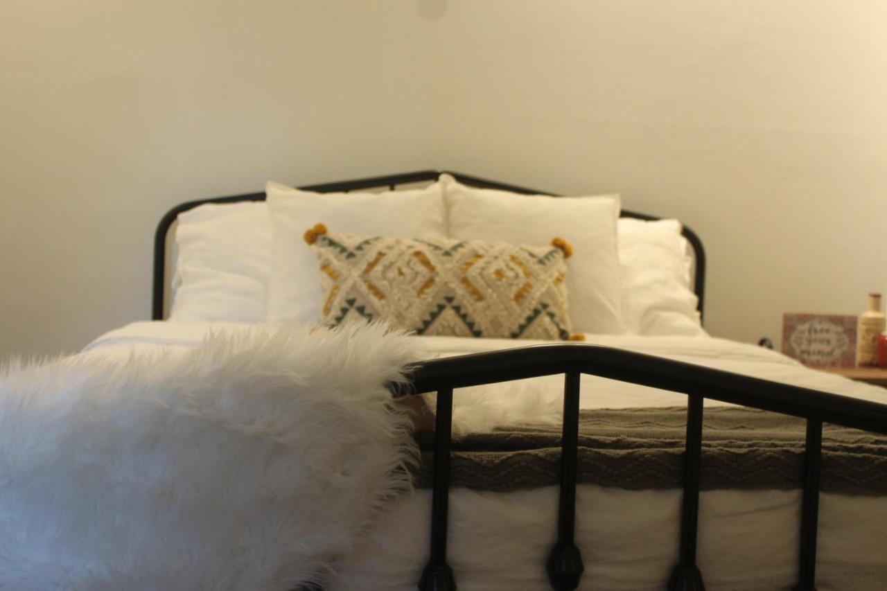 Accentuated Apartment In Manayunk Филаделфия Екстериор снимка